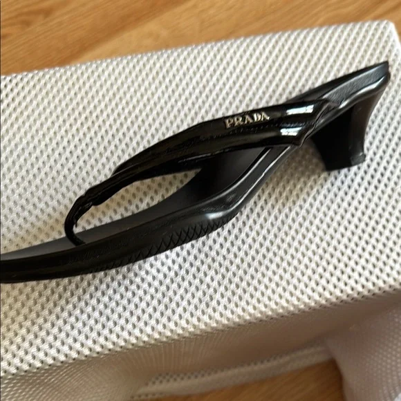 AUTHENTIC PRADA SHOES. LOWEST PRICE - Picture 6 of 7